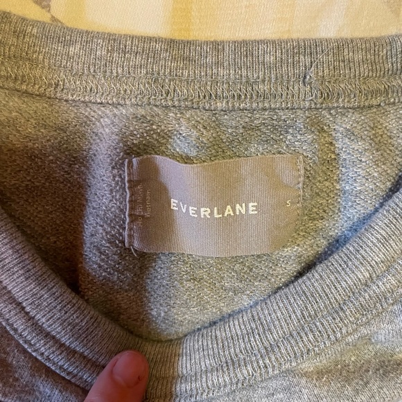 Everlane sweatshirt - Picture 2 of 2